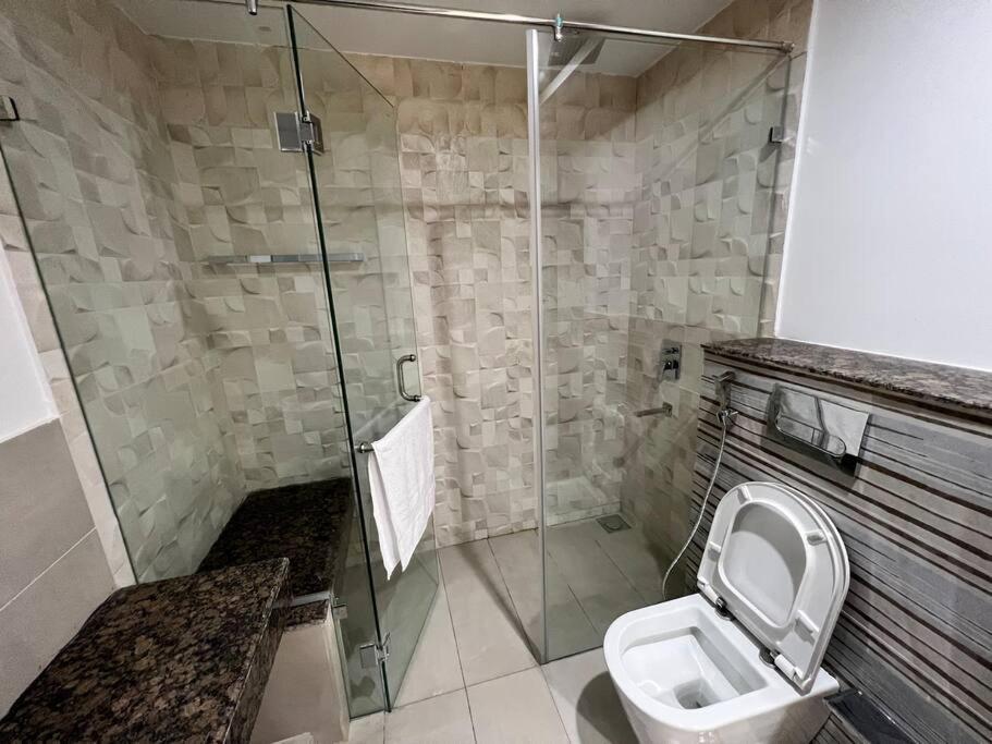 לאהור Sunset Luxury Gold Crest Mall Residency מראה חיצוני תמונה