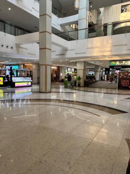 לאהור Sunset Luxury Gold Crest Mall Residency מראה חיצוני תמונה