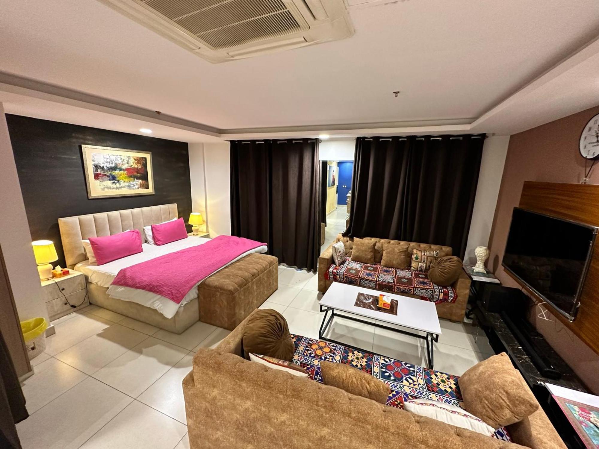 לאהור Sunset Luxury Gold Crest Mall Residency מראה חיצוני תמונה