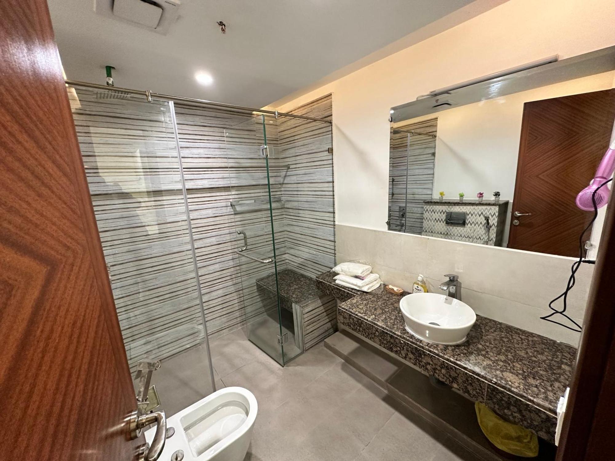 לאהור Sunset Luxury Gold Crest Mall Residency מראה חיצוני תמונה
